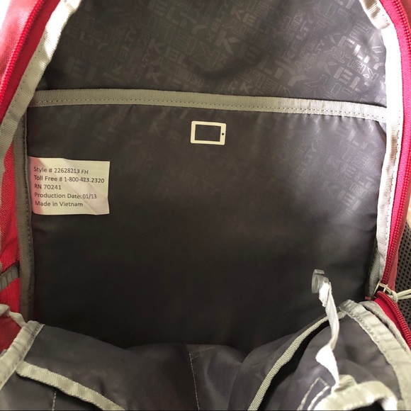 Small Pink Kelty Backpack- perfect for kids or an everyday bag! Open to offers! - Picture 3 of 4